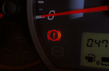 Essa luz no painel do Jeep está preocupando motoristas, saiba o que ela realmente quer dizer Essa luz no painel do Jeep está preocupando motoristas, saiba o que ela realmente quer dizer